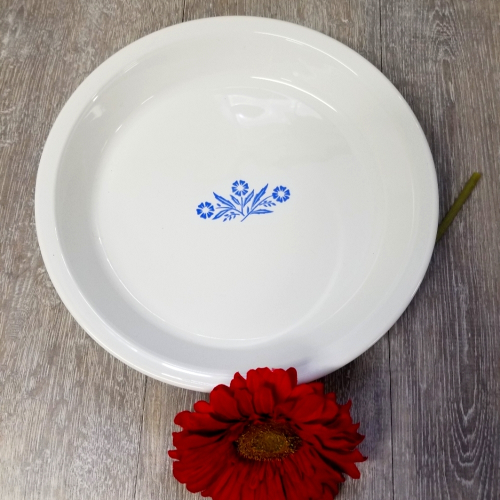 Vintage Corningware pie dish